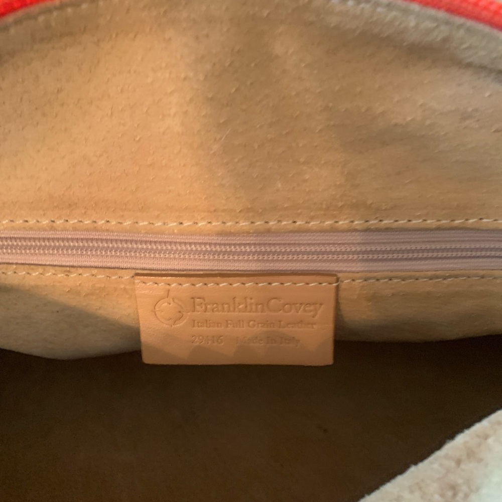 FRANKLIN COVEY, Orange COW SUADE Handbag, zip closure, 8 inch handle drop. Clean - Picture 5 of 8